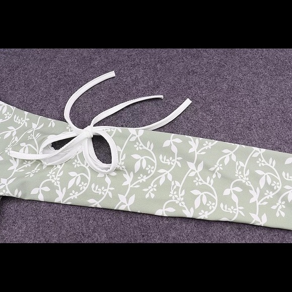 Vintage Floral Cut Out Long Sleeve Shirt - Picture 14 of 14